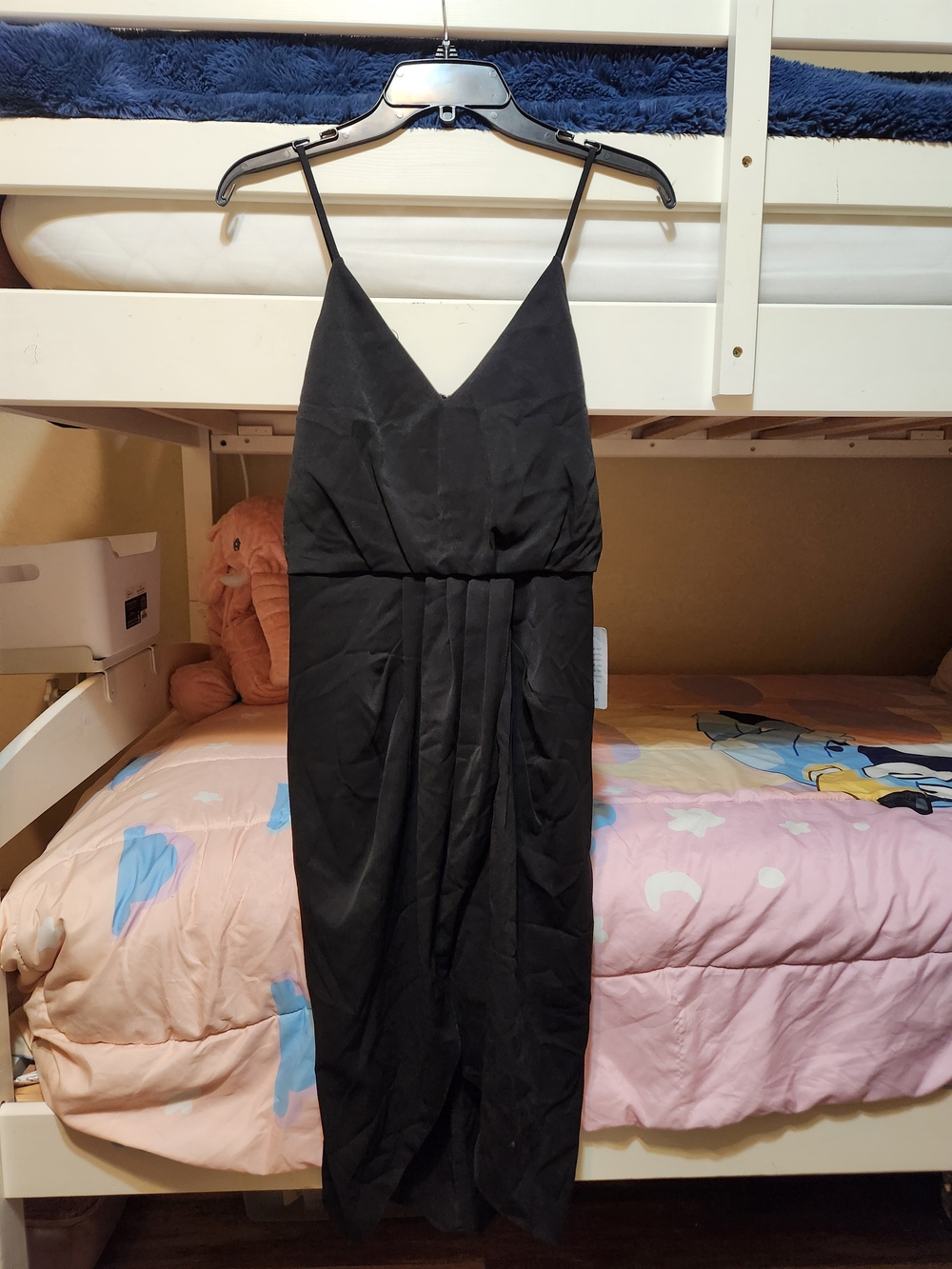 Chelsea28 Black Spaghetti-Strap V-Neck Midi Dress
